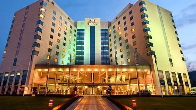 Китайска компания купи 25% от хотелската верига Hilton