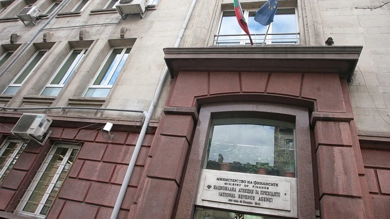НАП се свърза с МВР, вече знае за неплатените глоби на пътя