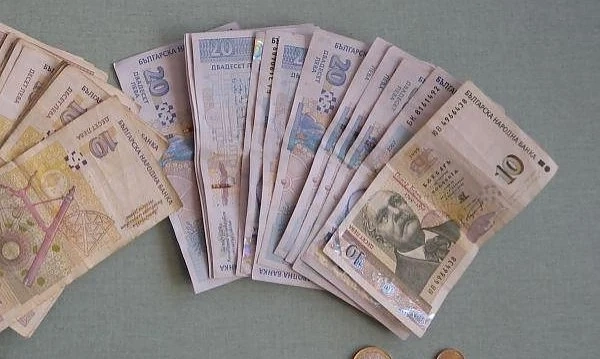 Телефонните измамници с нова схема