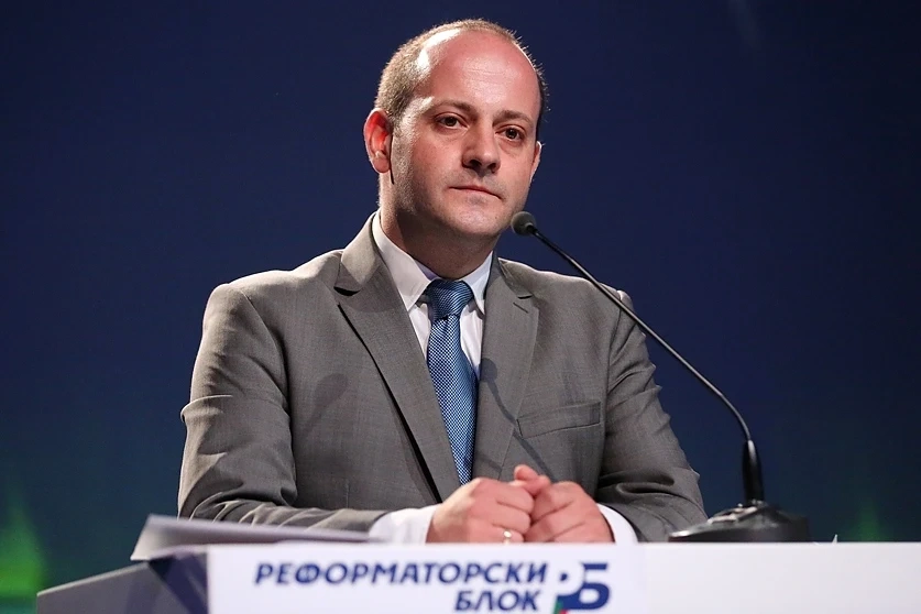 Радан Кънев потвърди, че прави нова партия  