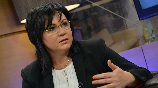 Нинова: Борисов лъже – няма намерение да подава оставка!