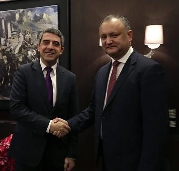 Плевнелиев се срещна с новоизбрания президент на Молдова Игор Додон