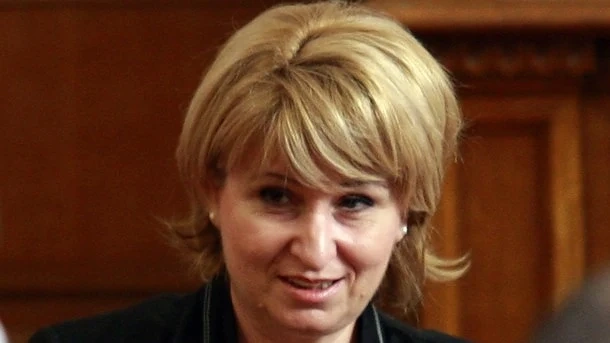 Йорданова: Надявам се здравият разум във всички партии да надделее, а не популизма  