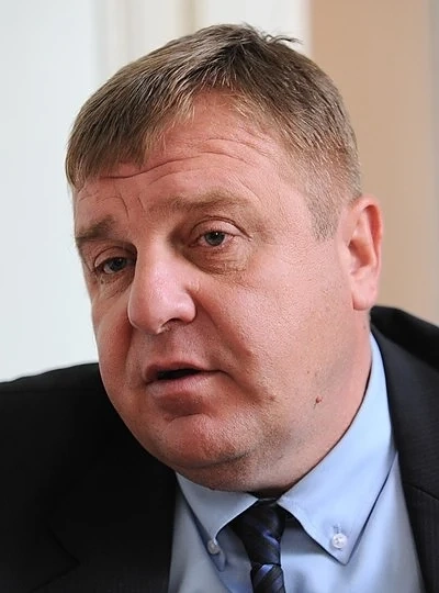 С диалог може да намерим пари за по-високи пенсии 