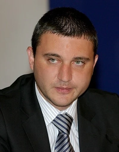 Горанов: Без увеличение на пенсии и заплати, ако не бъде приет Бюджет 2017  