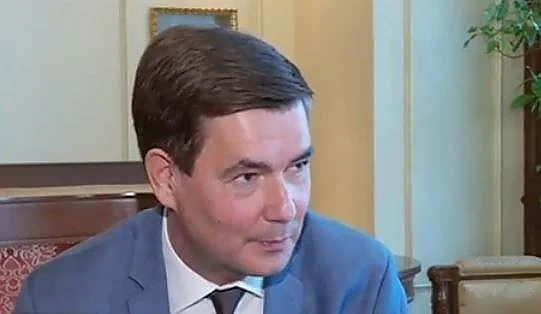Брокерът на холивудските звезди на посещение в България