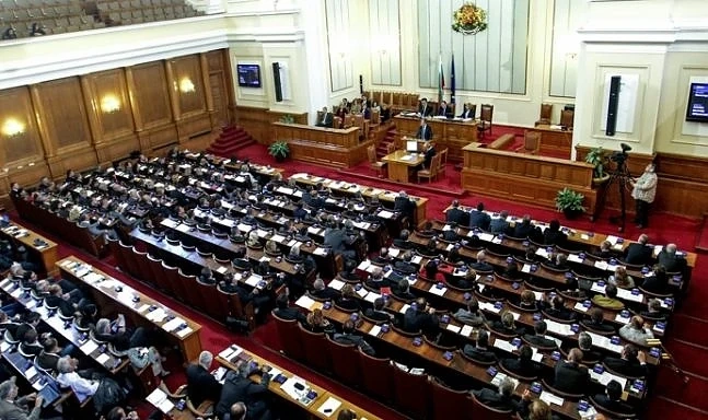 Парламентът прие бюджета на Министерство на отбраната