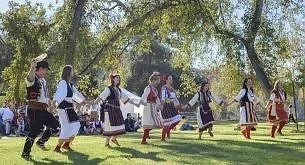Никулденско Надиграване – българите в Калифорния   