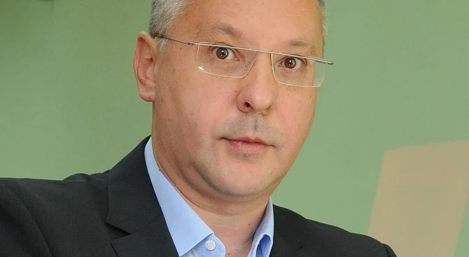 Нездравословна връзка между БСП и ДПС