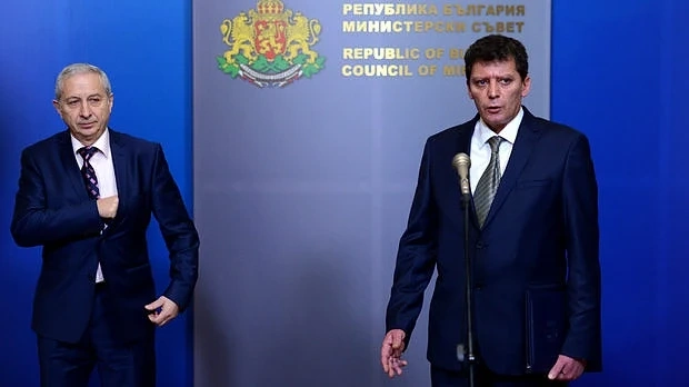 Служебният кабинет прочисти пътната агенция заради тунела на \