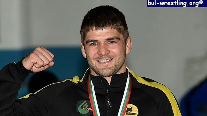 Шампионът Иво Ангелов се отказа от заплата си заради Жорко, пренасочва дарения към сметката на болното момче