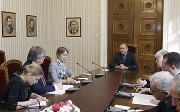 Президентът Радев се срещна с руския посланик