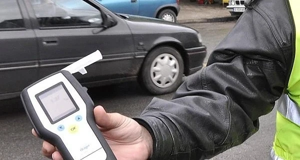 Дрегер отчете 4,99‰, заради вода за уста