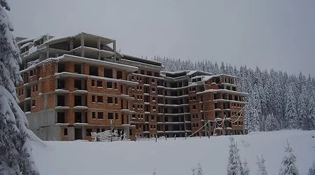 ЧСИ продава недовършения гигант \