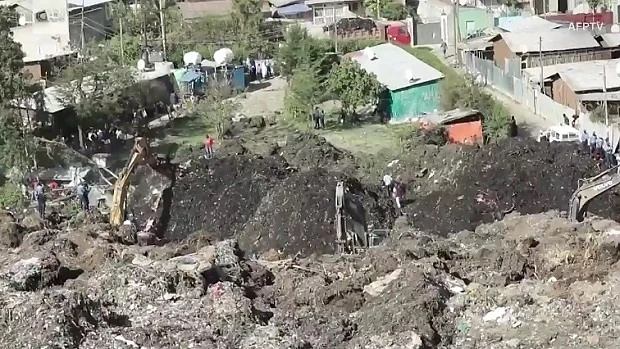 Свлачище на отпадъци уби десетки в Етиопия