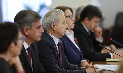 Служебният кабинет открива нови консулства в Украйна, Полша и Молдова