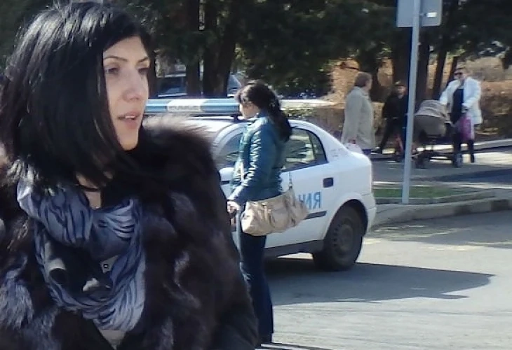 Водачка в шуробаджанашките листи на Марешки показва среден пръст на избирателите  