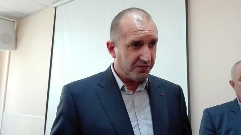Радев:Бвлгария се води от своите закони,а не от чужди емоции