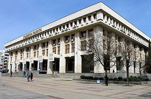 Обвинените в Турция български полицаи решават дали да присъстват на процеса
