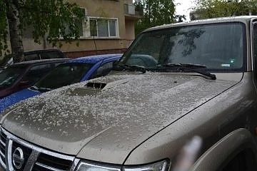 Градушка с размера на грахово зърно удари Монтана