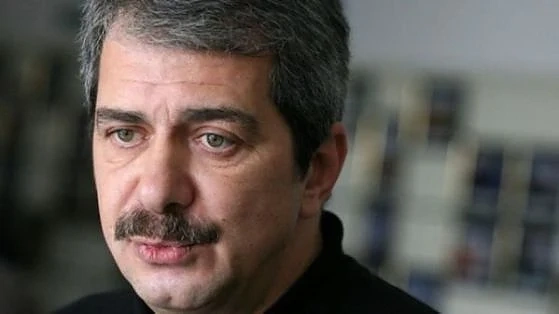 От кого е режисиран режисьорът Евгений Михайлов?
