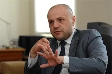 Томислав Дончев – Управителят на проекти