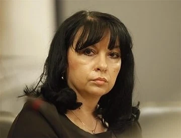 Министър Петкова: На този етап България няма как да откупи акциите на ЧЕЗ