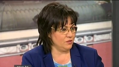 Нинова не успя да обясни за портретите на Сталин на събития на БСП
