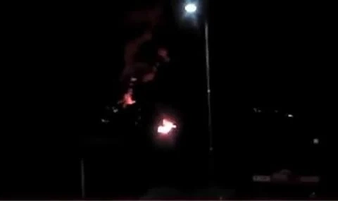  Заведение изгоря край плажа на къмпинг Смокиня