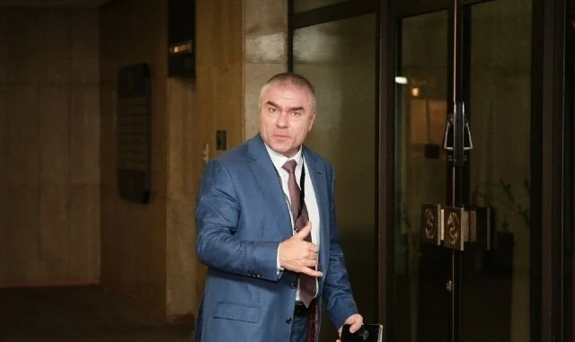 Марешки: При мажоритарен вот никой няма да може да си купи 120 депутати