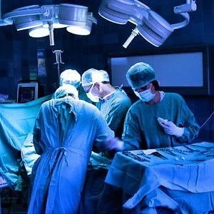 Здравната каса вече плаща 200 000 лева за всяко изкуствено сърце
