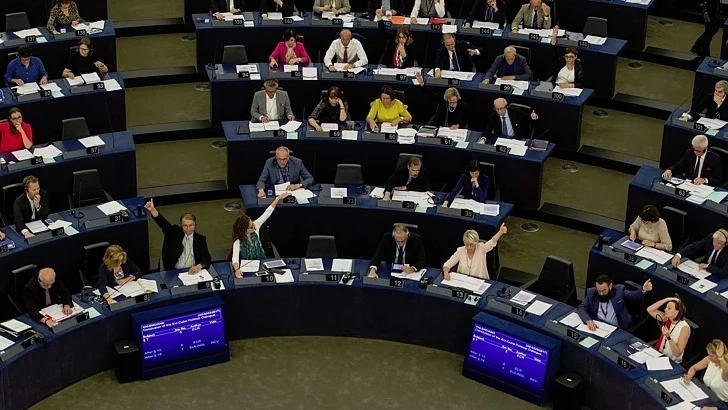 Европейският парламент спира преговорите за членство с Турция