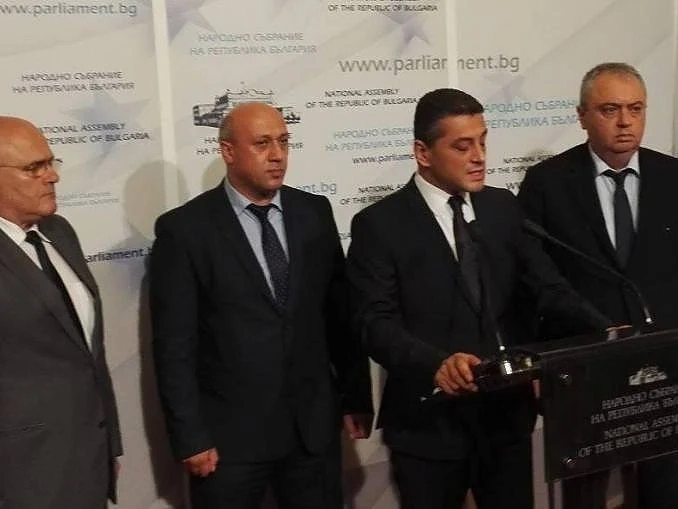 БСП поиска оставката на министъра на МВР Валентин Радев