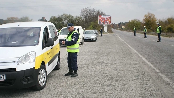 Махат ротацията на пътните полицаи, заснемането на проверките на КАТ намалило корупционния риск