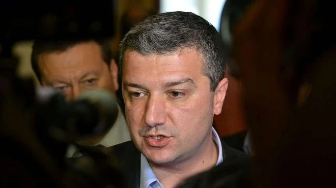 Драгомир Стойнев: Само СКАНДАЛИ през първите 100 дни на правителството