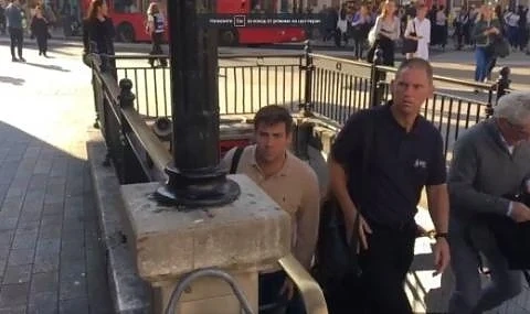  Пожар в метрото в Лондон.Има пострадали