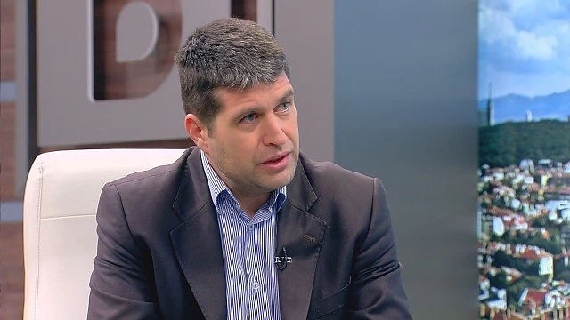 НАП: С продажбата на общински сгради и запечатването на заведения само изпълняваме закона