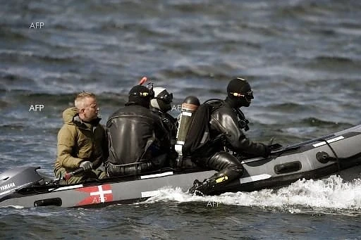  В подводницата на Петер Мадсен са открити следи от кръв от шведската журналистка