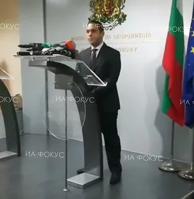 Министър Емил Караниколов: Министерството на икономиката започва активна дейност за придобиване на дружеството „Дунарит“