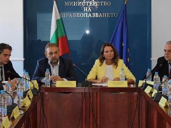 До месец казват какво ще се прави с наргилетата