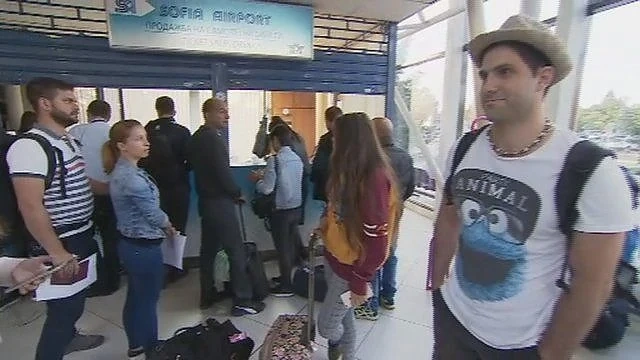 Пътници на Wizz Air отново са блокирани на летище „София”
