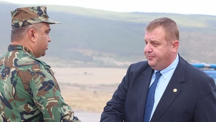 Красимир Каракачанов: Няма конкретна заплаха за България