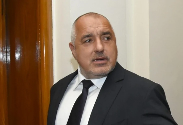 Бойко Борисов върза тенекия на Антон Хекимян  