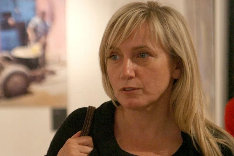 Елена Йончева: Родата на Делян Добрев управлява Хасково