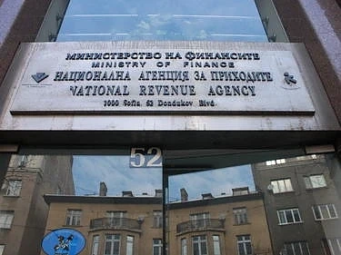 Данъчните засилват проверките нощем и през почивните дни