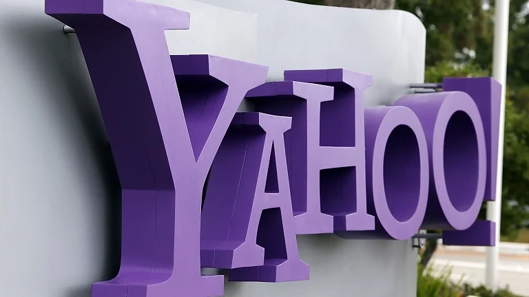 Всеки един акаунт в Yahoo е бил хакнат 2013 г.