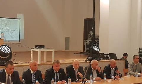 Хората от Югозападна България искат магистрала \