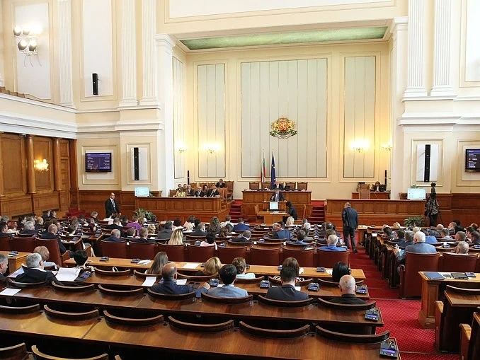 Депутатите приеха промени в Закона за администрацията, свързани с дейността на инспекторатите