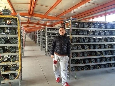 Мегазавод на Иво Прокопиев ще копае биткойни край Разлог