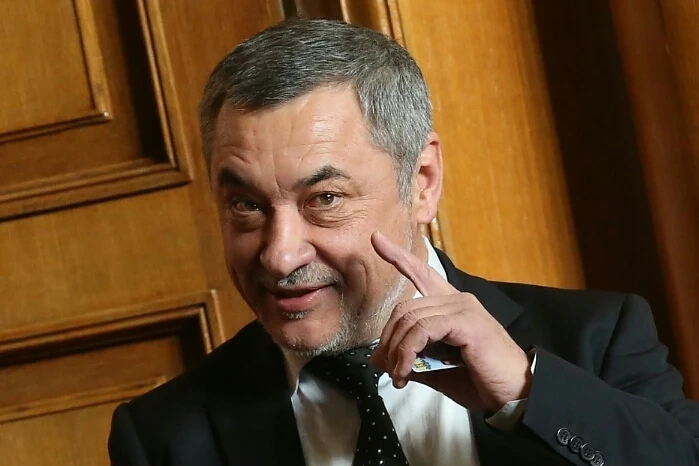Валери Симеонов: С медиите ще се видим в съда